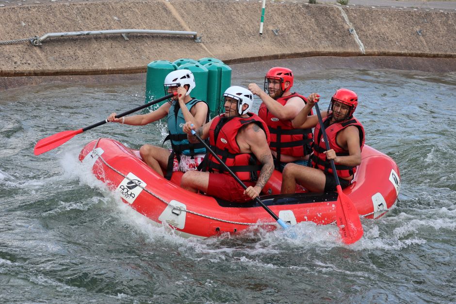 Ropa para rafting según la temperatura del agua y la temporada en España
